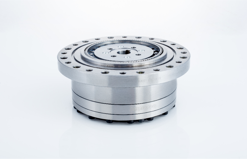 High precision strain wave gear unit
