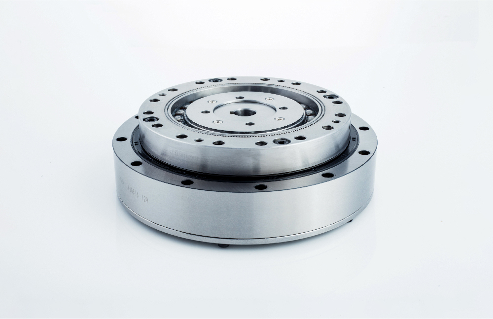 High torque density harmonic gearbox