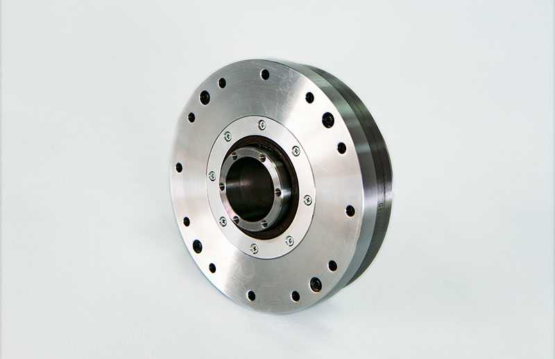 Precision harmonic drive for automated positioning platform