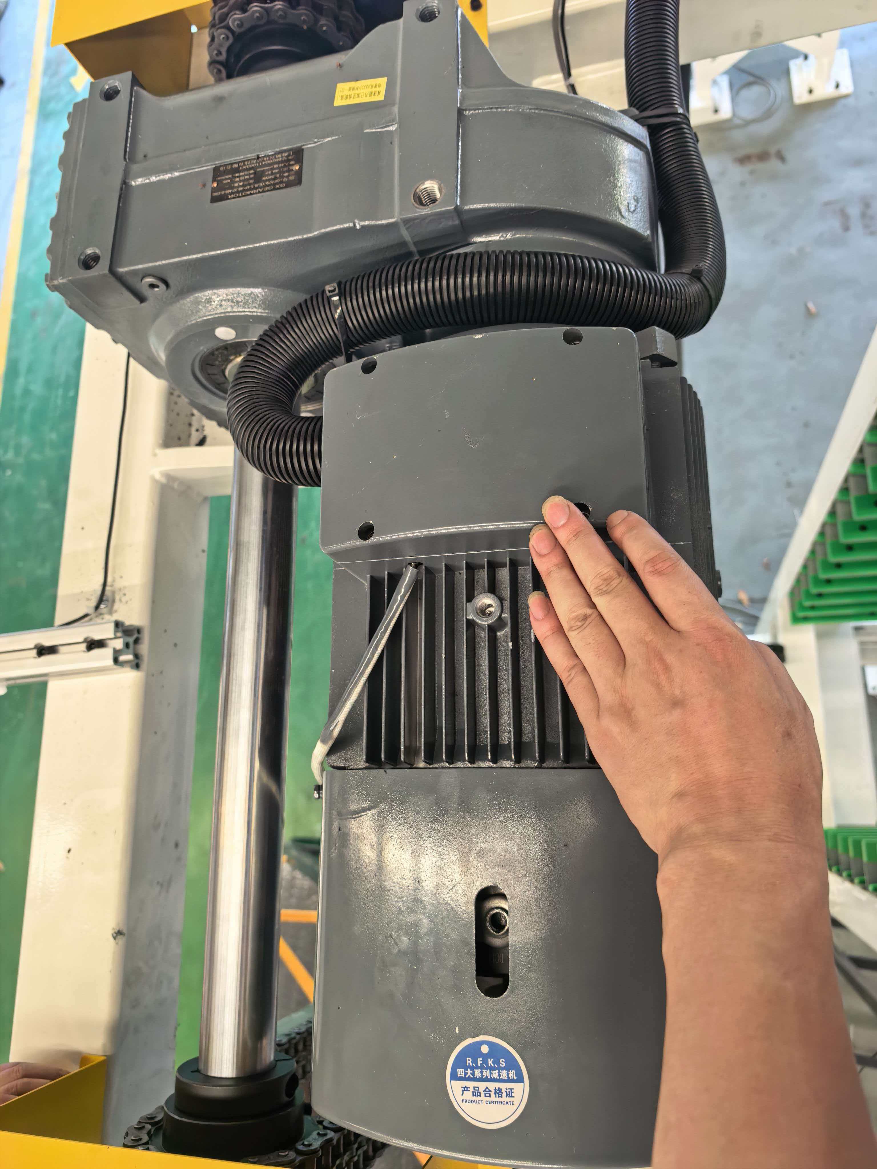 gear reducer gear reducer