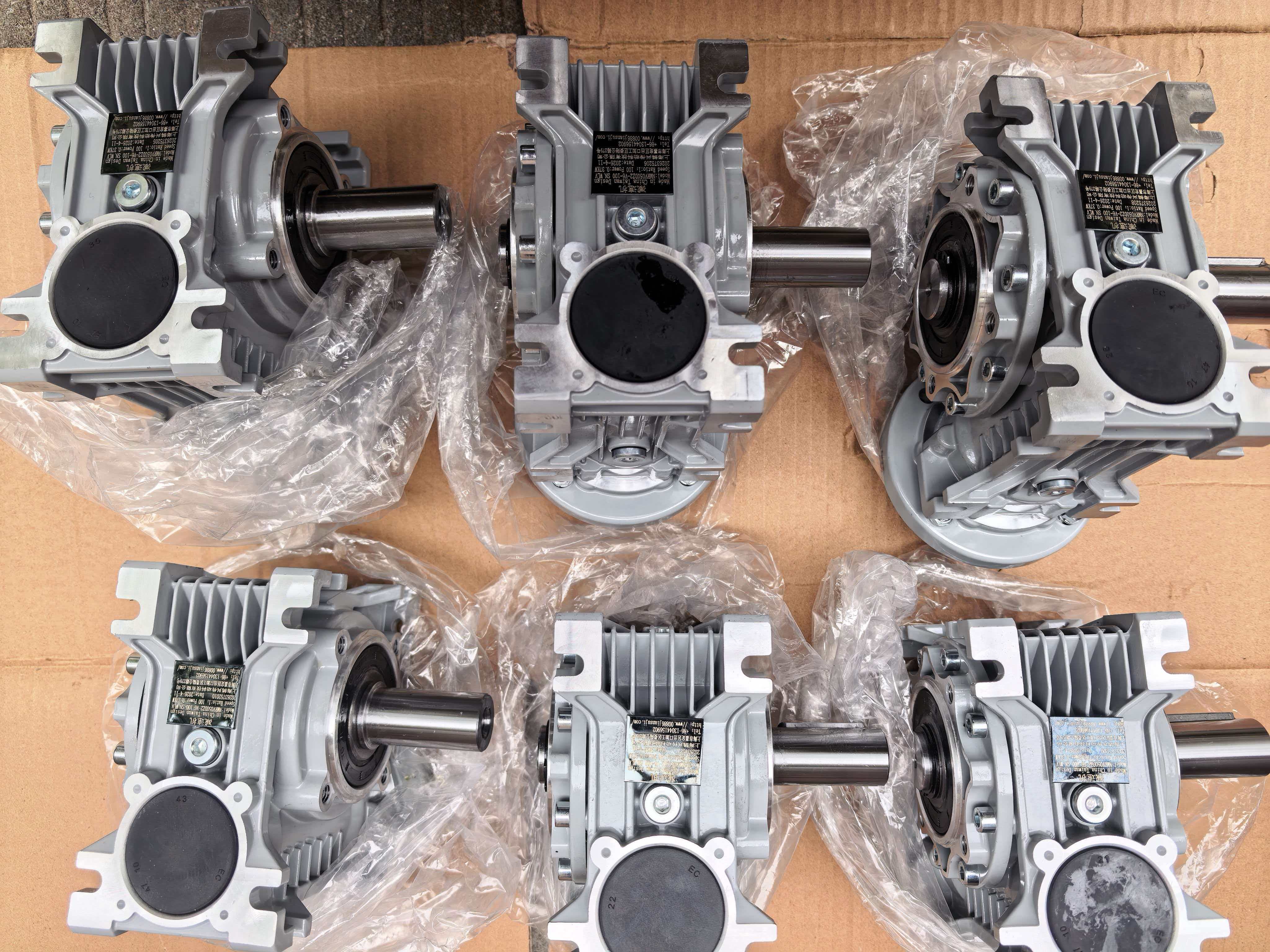 Left-hand worm gear reducer Left-hand worm gear reducer