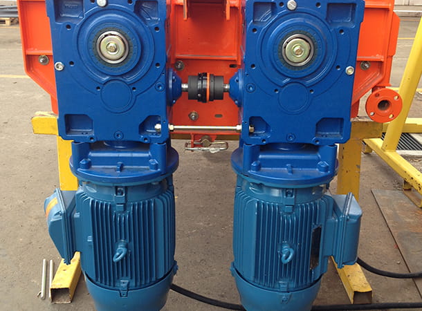 Hard tooth helical gearbox