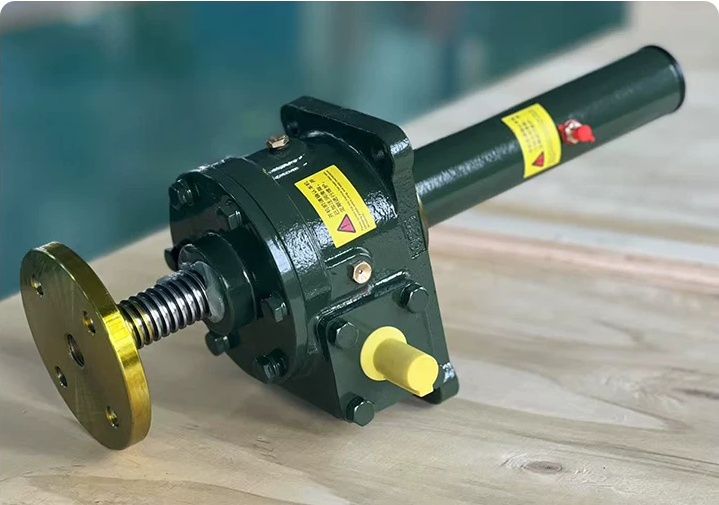 Screw motion jack Screw motion jack